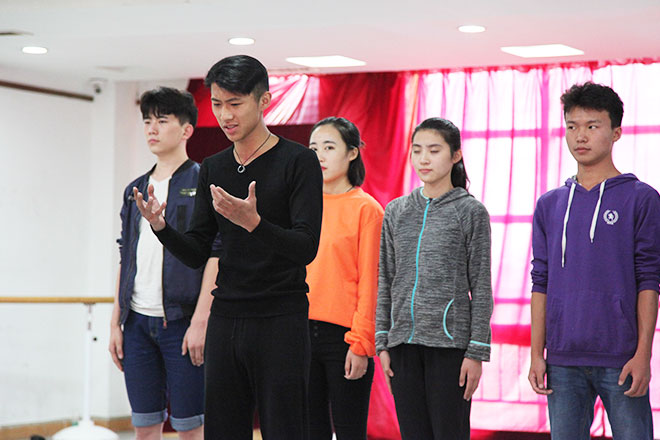 北京星干線表演專業(yè)學(xué)員進(jìn)行臺(tái)詞測試